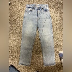 Abercrombie curve love ankle straight, ultra high-rise light-wash jeans
